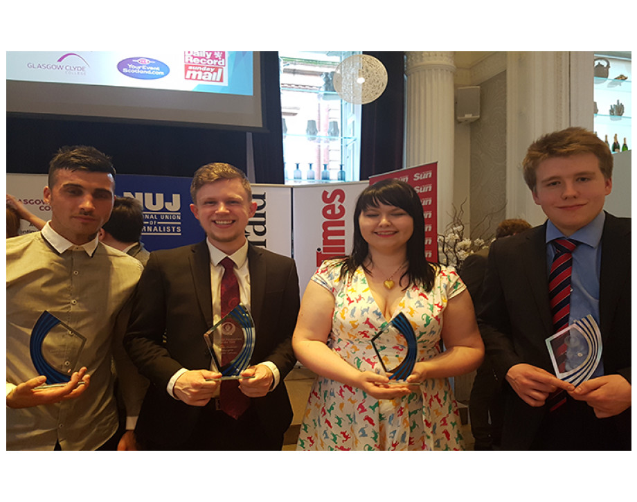 Glasgow Clyde College Students With Their SSJA Awards