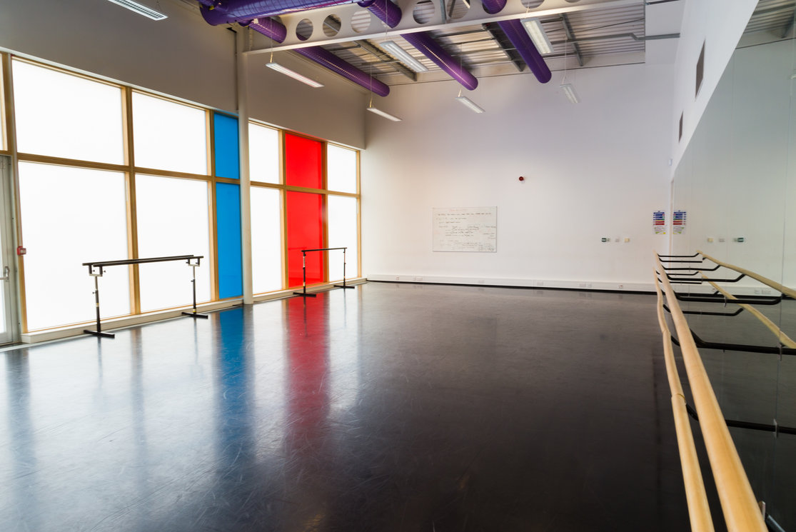 070414   002 gallery