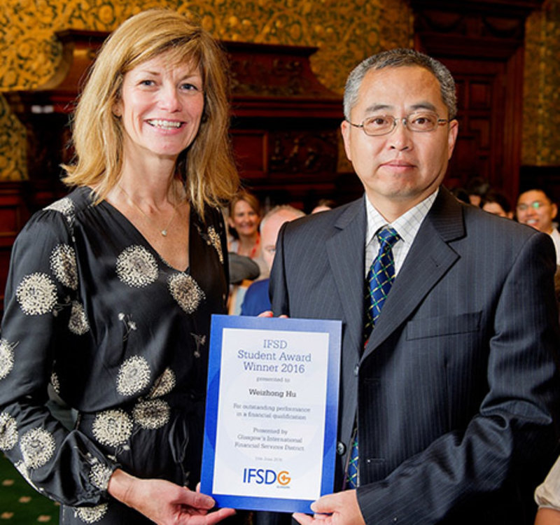 Student Weizhong Hu Wins IFSD Award