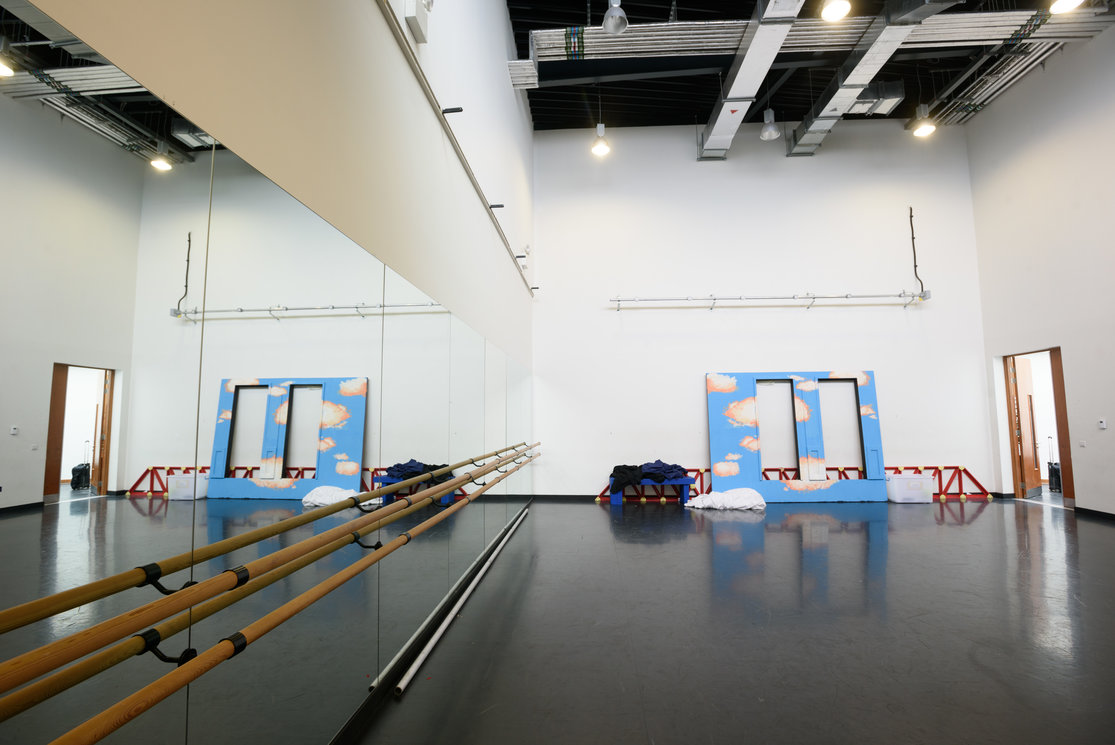 Langside rehearsal studio with mirror gallery