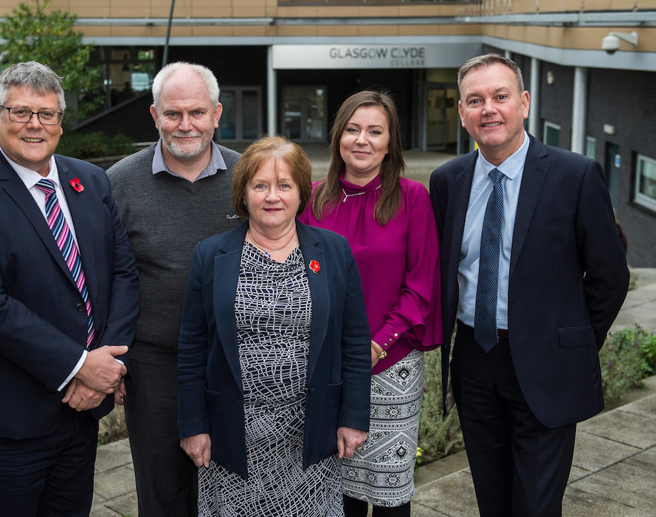 Group shot of speakers at Mentally Healthy College