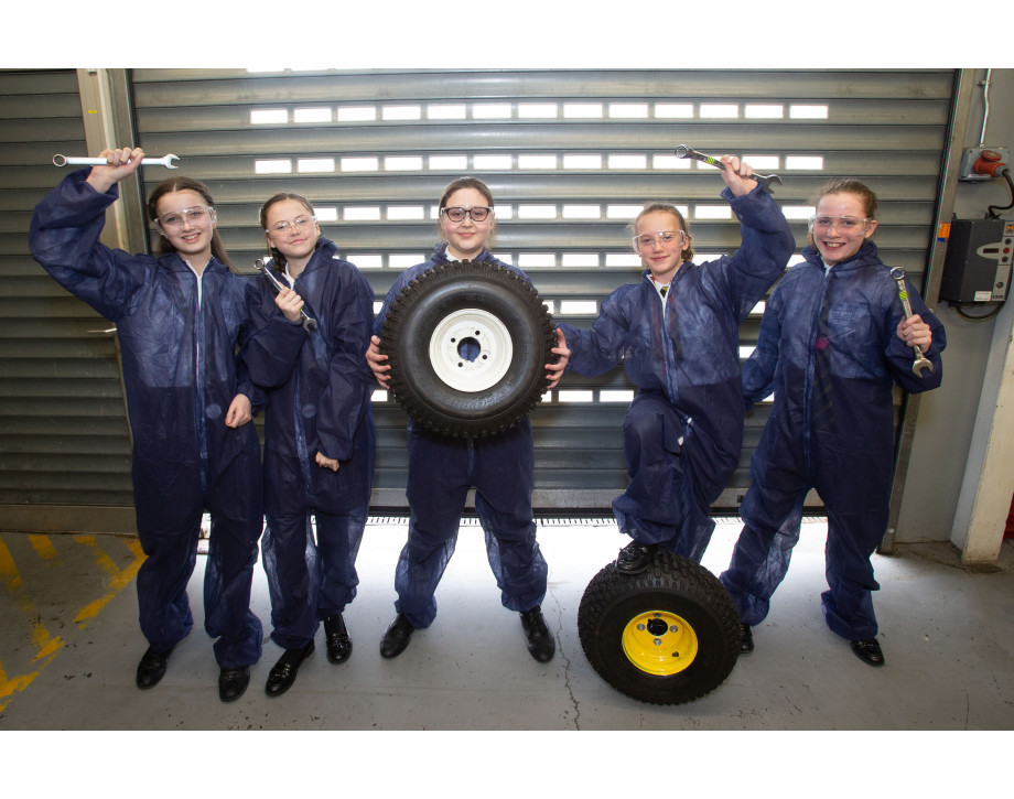 Glasgow Clyde College SmartSTEMs event Automotive workshop