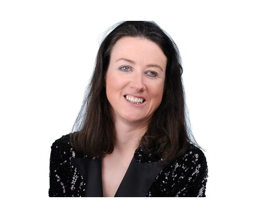 Dr Julie McElroy CDN