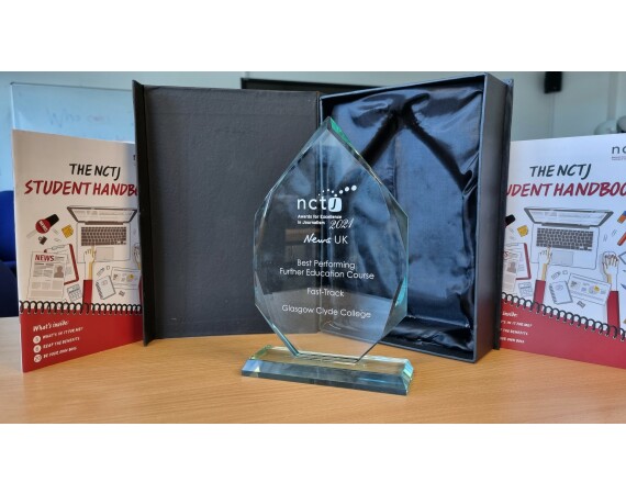 Glasgow Clyde College wins NCTJ award for best performing further education course.