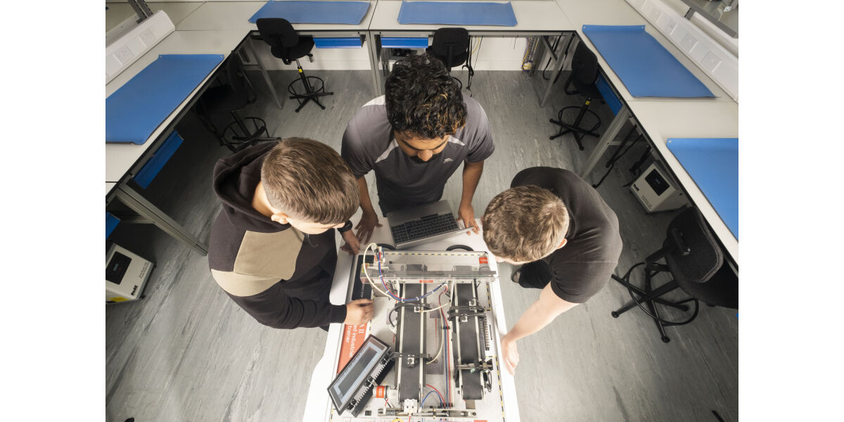electronics 2